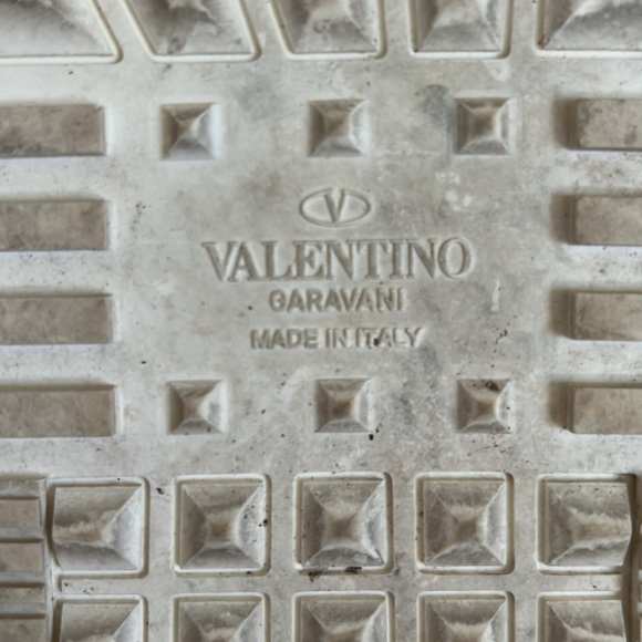 Black and white Valentino men’s sneakers - Picture 3 of 4